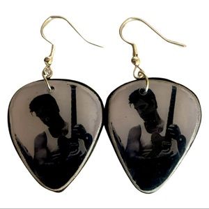 🔥CHRIS ISAAK vinyl record guitar pic earrings 🔥
